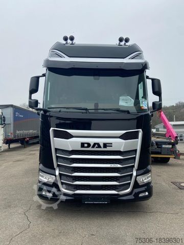 Standard SZM DAF DAF XG+ 530 FT Edition Black