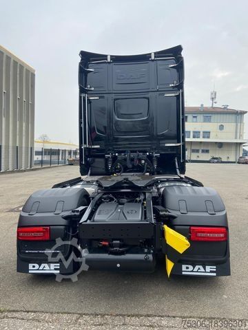 Standard SZM DAF DAF XG+ 530 FT Edition Black