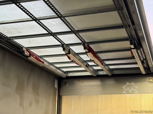 Box truck MAN TGM 26.320 L / LBW / LENKACHSE / 18 PAL