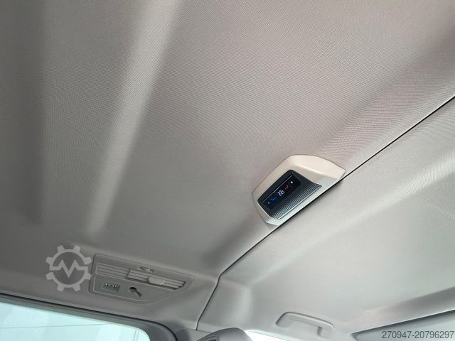 Kleinbus VOLKSWAGEN T7 Multivan Style LR ze ACC DCC SHZ Leder