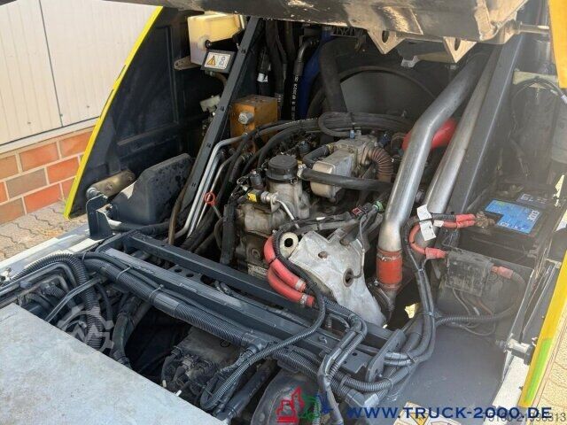 Road sweeper Johnston Bucher Johnston Sweeper CX202 mit EURO 6 Klima