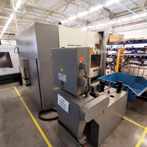 Universal machining center Deckel Maho DMU100T