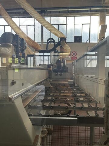 Bearbeitungszentrum BIESSE ROVER A FT 2243