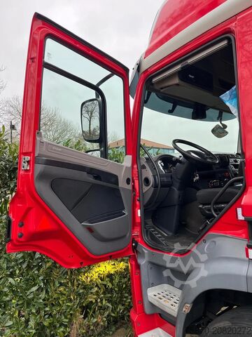 Standard-SZM DAF CF 450 FT