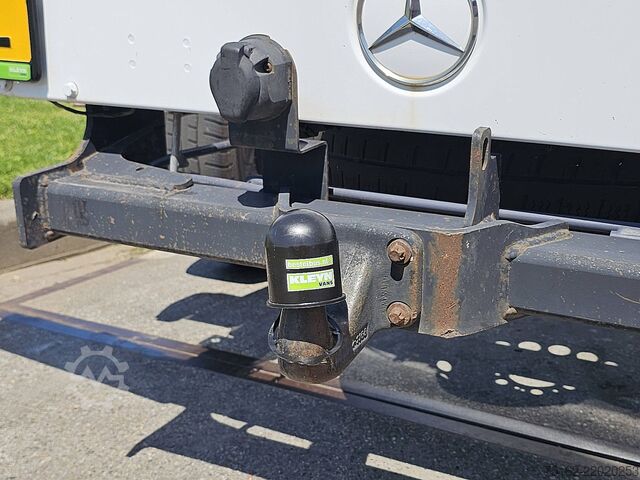 Chassis with cab MERCEDES-BENZ SPRINTER 311 ac DC EURO6