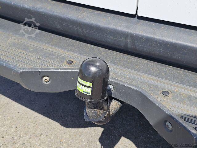 High-roof van MERCEDES-BENZ SPRINTER 314 L2H2 Mbux10 + Navi!