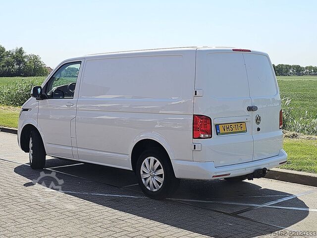 High-roof van VOLKSWAGEN TRANSPORTER 2.0 TDI L1H1 150Pk NAP Euro6