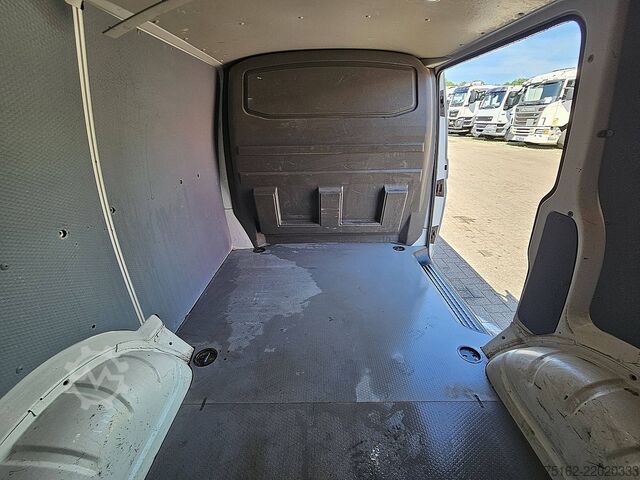 High-roof van VOLKSWAGEN TRANSPORTER 2.0 TDI L1H1 150Pk NAP Euro6
