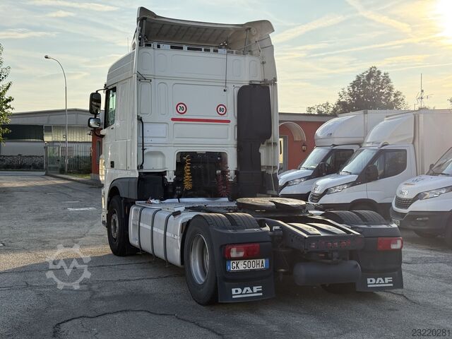 Standard tractor unit DAF XF 106.460
