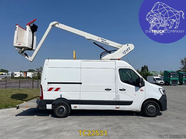 Lifting platform Renault Master