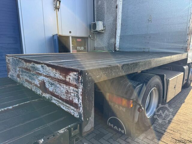 Renders 2-axle trailer, Belgian origin Renders 2AXXLE-BELGIAN ORIGINE