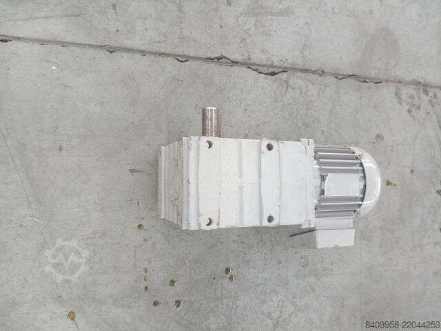 Electric motor + gearbox Lenze MDXMA1M 071-32