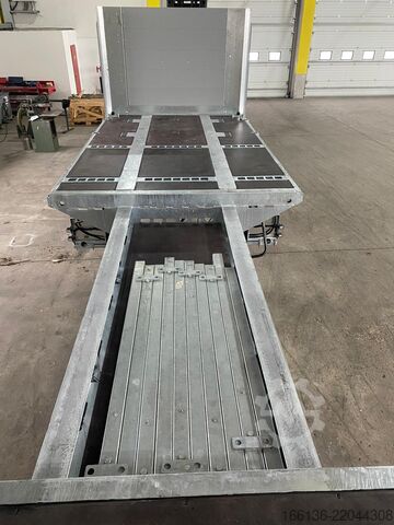 Open semitrailer Fliegl 3-Achs Plateausattel teleskopierbar