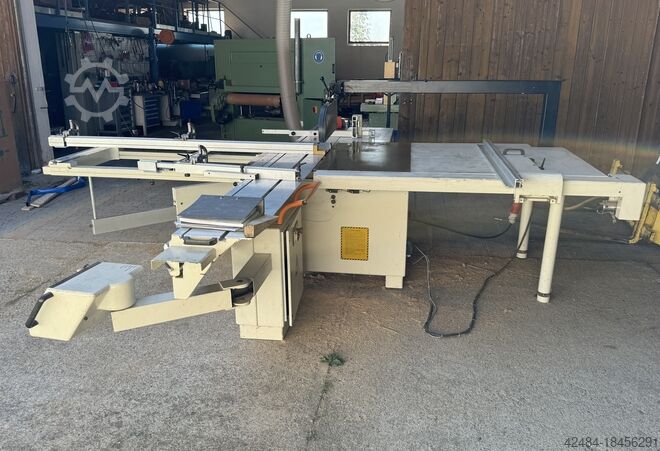 Circular sawing machines SCM SI3800