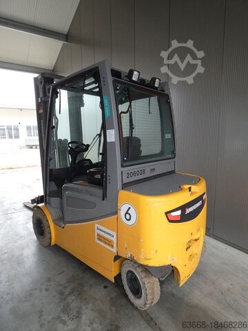 Elektro 4 Rad-Stapler Jungheinrich EFG 430 S 550 DZ