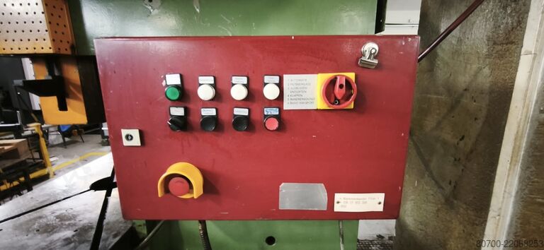 Transfer press RAVNE DEE 630