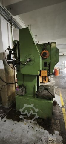Transfer press RAVNE DEE 630