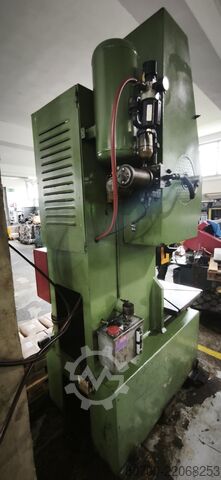 Transfer press RAVNE DEE 630