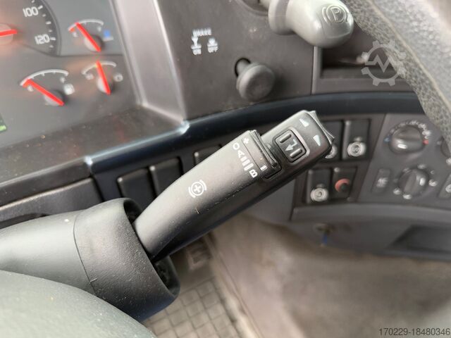 LKW mit Kran VOLVO FH 12.420