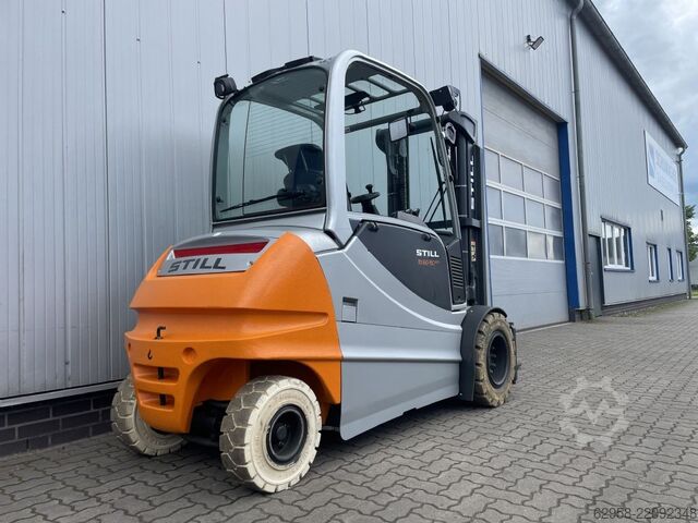 Electric 4-wheel forklift Still RX60-50/600