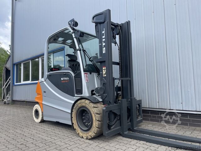 Electric 4-wheel forklift Still RX60-50/600