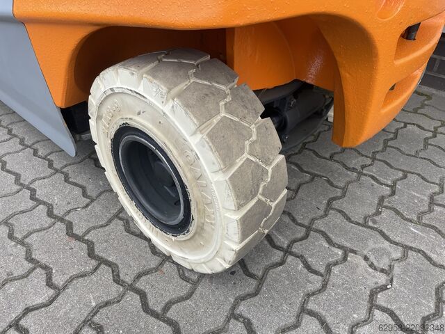 Electric 4-wheel forklift STILL RX60-50/600