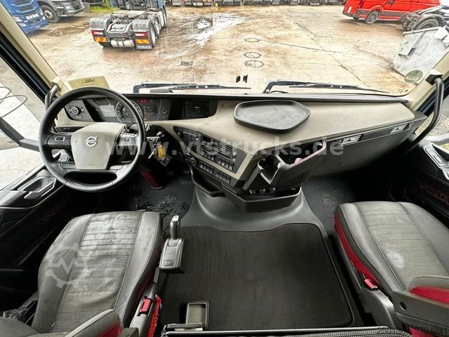 Volume tractor unit VOLVO FH 500 6x2 Lenk-/Lift Volumen-SZM/Low-Liner