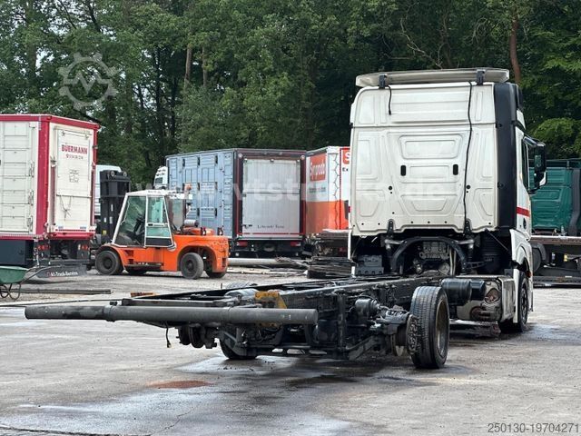 LKW-Fahrgestell MERCEDES-BENZ Actros 2540 6x2 Fahrgestell