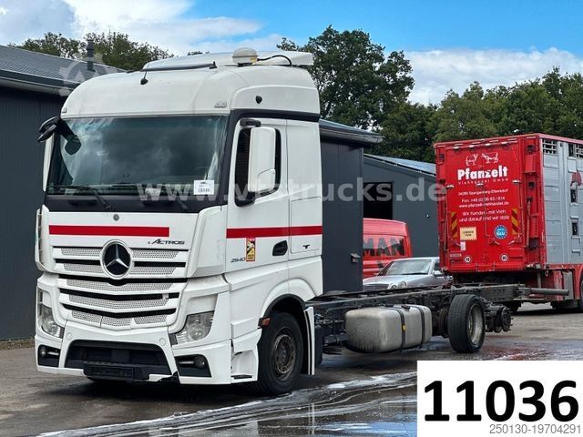 LKW-Fahrgestell MERCEDES-BENZ Actros 2540 6x2 Fahrgestell
