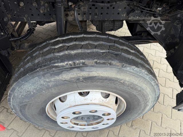 Kipper LKW MERCEDES-BENZ Arocs 3243 8x4 Kipper Schwarzmuller Bordmatik