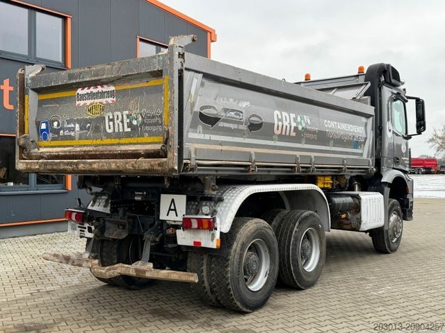 Three-sided tipper truck MERCEDES-BENZ AROCS 3345 6x6 Euro 6 Kipper mit Bordmatik