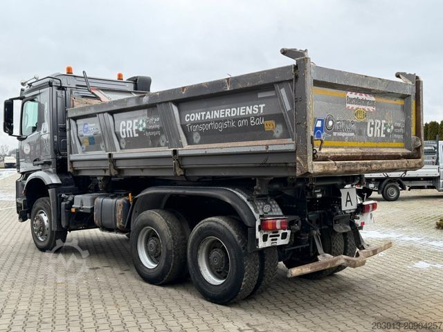 Three-sided tipper truck MERCEDES-BENZ AROCS 3345 6x6 Euro 6 Kipper mit Bordmatik