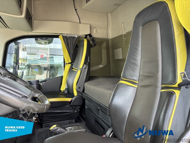 Standard-SZM Volvo FH16 750 6x2/4 i.c.m. KWB P3 oplegger met Hiab ...