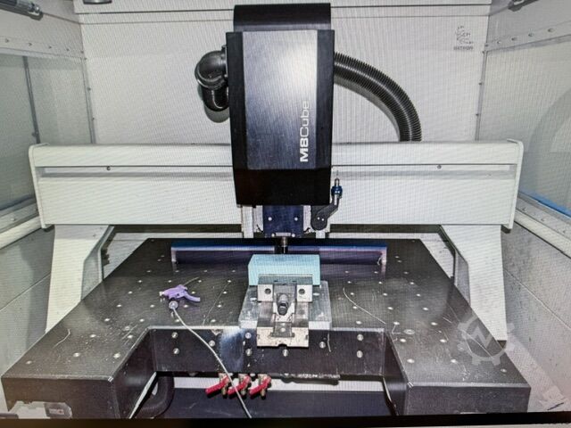 Vertical machining center Datron M8cube