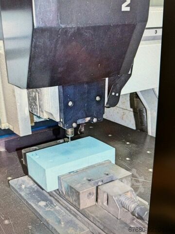 Vertical machining center Datron M8cube