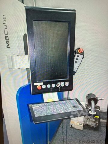 Vertical machining center Datron M8cube