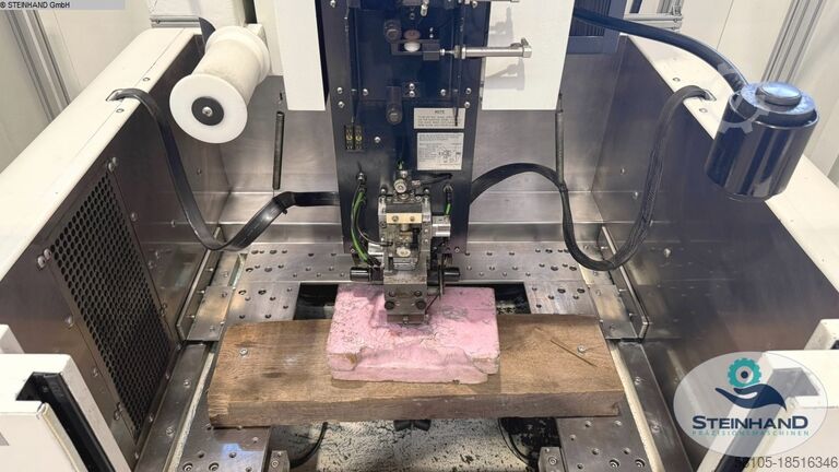 Drahterodiermaschine MAKINO EU43