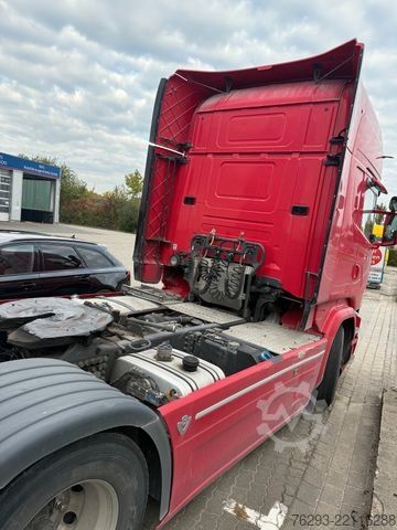 Standard tractor unit SCANIA R 580