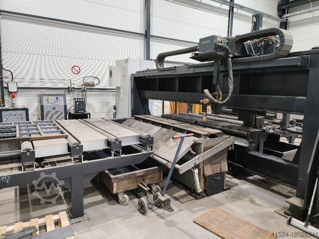 Hot drilling rig Vernet-Behringer MAG EVO 420 Plattenbearbeitungszentrum
