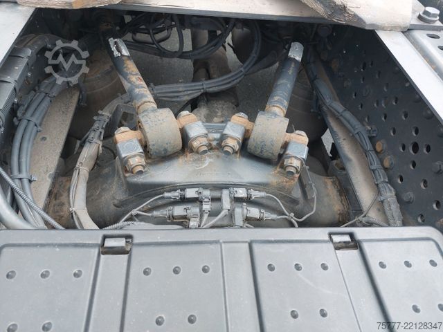 Standard tractor unit MERCEDES-BENZ Actros 18-45 Giga Space-MP 5- Retarder-2 Tanks