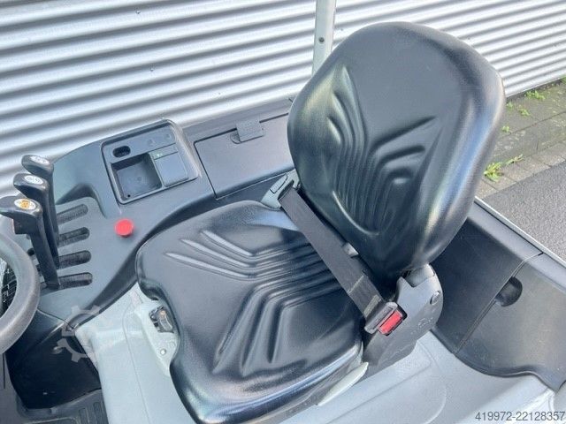 Electric 4-wheel forklift Still RX20-16P