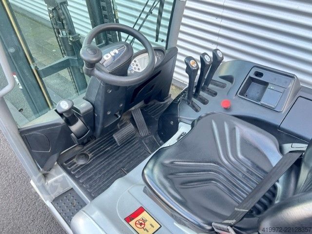Electric 4-wheel forklift Still RX20-16P