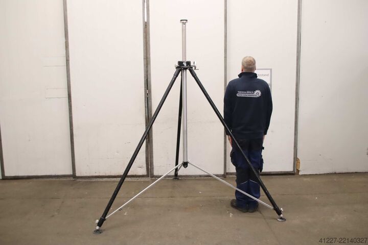 Theodolite tripod, large version Spectra-Physics 950  Höhe bis 2345 mm