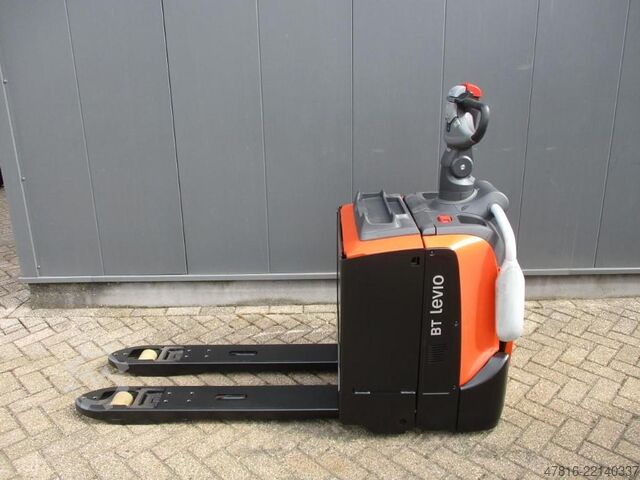 Pallet truck TOYOTA LPE200