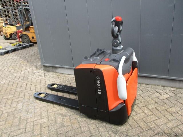 Pallet truck TOYOTA LPE200