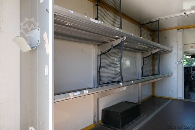 Transporter mit Koffer iveco Daily 35 S11 C30C AUTOMATIK KAMERA Regale LUFT DURCHGANG