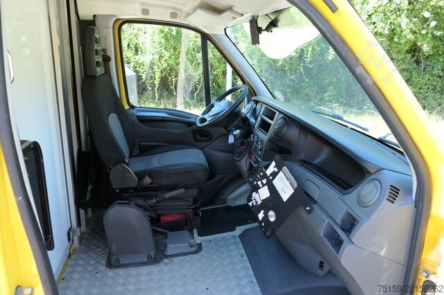 Transporter mit Koffer iveco Daily 35 S11 C30C AUTOMATIK KAMERA Regale LUFT DURCHGANG EURO-5 CoC