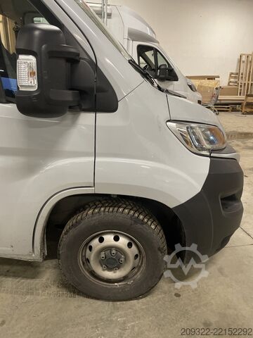 Kastenwagen Wohnmobil / Campervan 2023 Fiat Ducato Weinsberg Carabus  | Manuale | L3H2