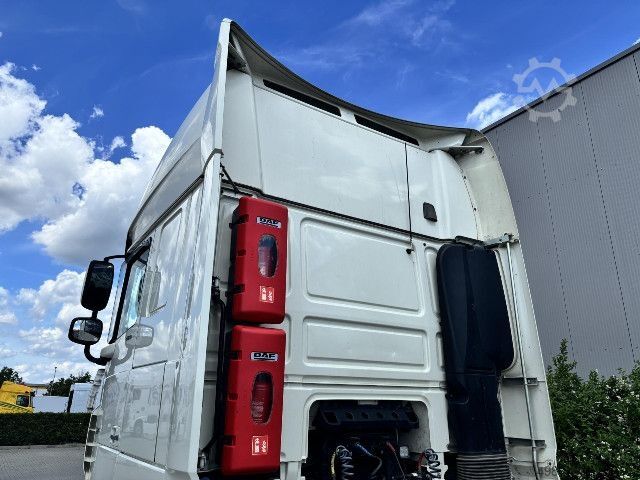 Volume tractor unit DAF XF 480 FT SSC MEGA / LOW DECK + INTARDER + 2xTANK