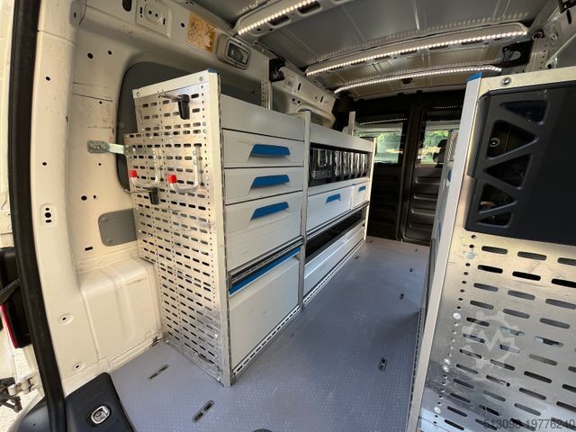 Panel van VOLKSWAGEN CADDY MAXI REGALS. TEMP. 4MOTION DACHTRÄ. KLIMA